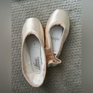 Grishko Nova Pointe Shoe